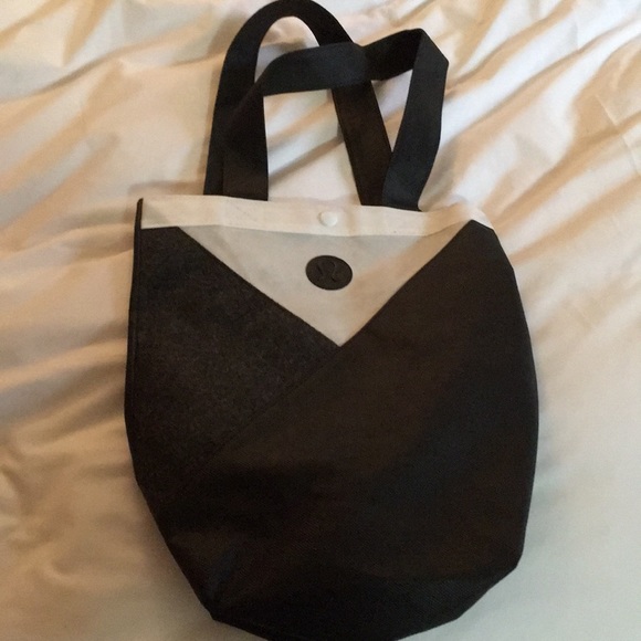 Lululemon bag - Picture 1 of 6